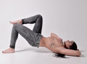 annie knight topless